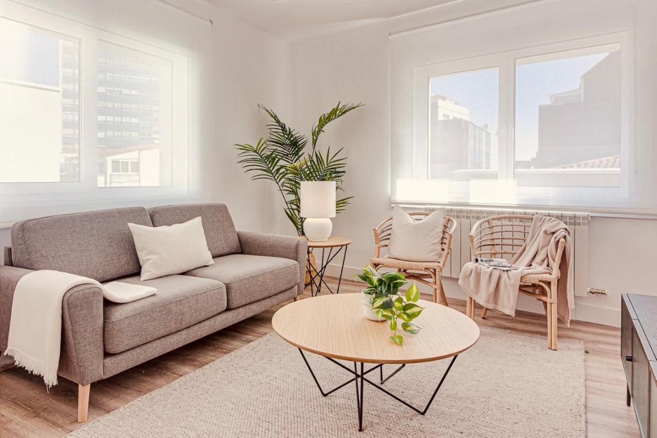 Main Street Deluxe Apartment A Coruna Bagian luar foto