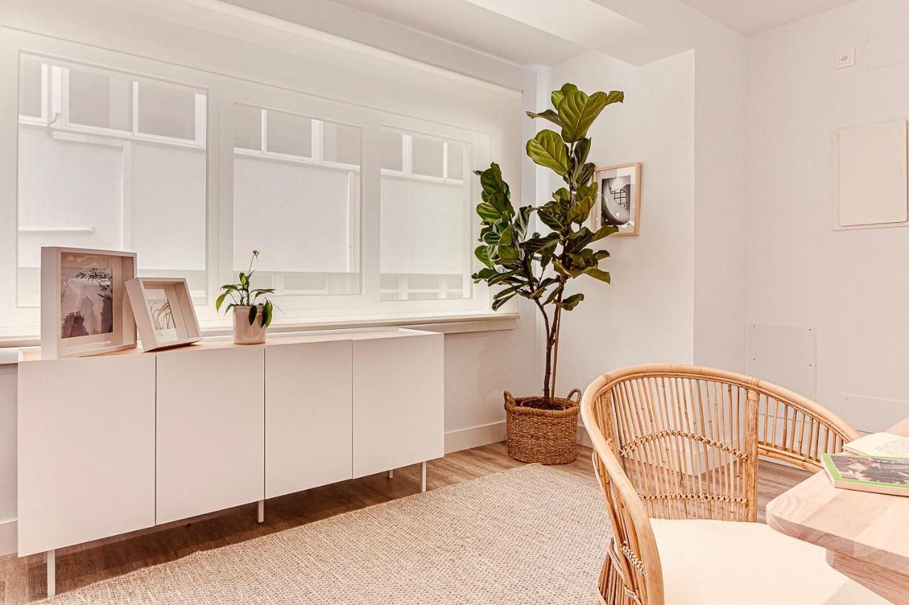 Main Street Deluxe Apartment A Coruna Bagian luar foto