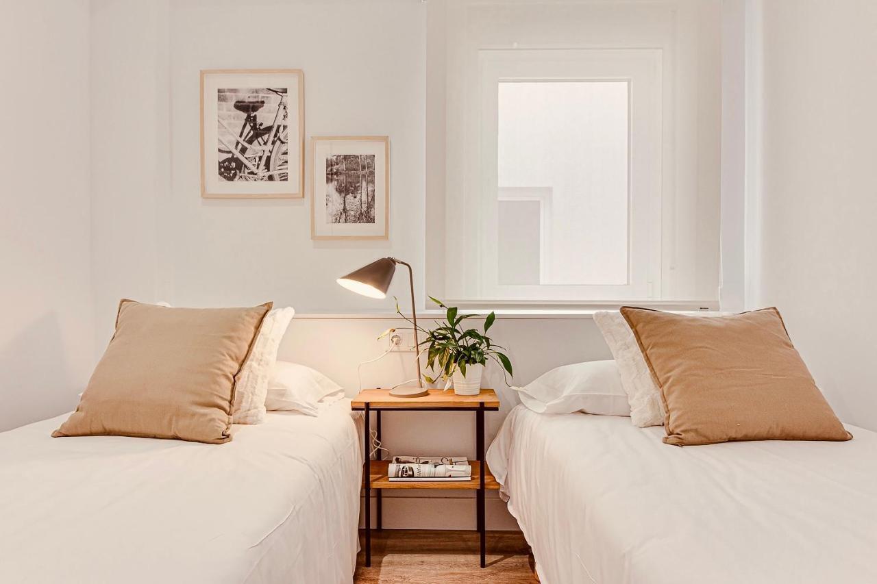 Main Street Deluxe Apartment A Coruna Bagian luar foto